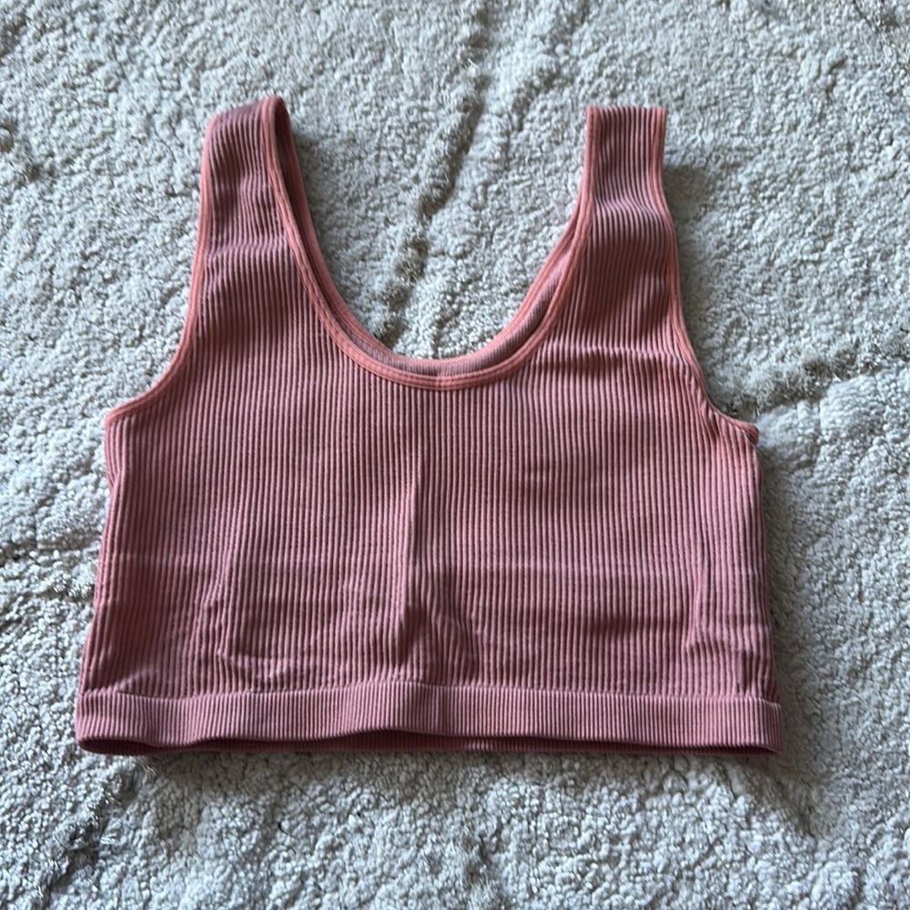 Ribbed cropped tank top